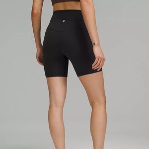Lululemon High-Rise Align 6” bike shorts